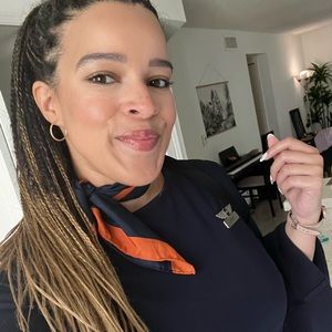 Meet your Posher, Chloe